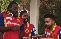 IPL 8: गेल ने अपनी तूफानी पारी मां को समर्पित की