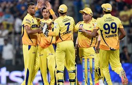 चेन्नई सुपर किंग्स, दिल्ली डेयरडेविल्स, आईपीएल 8, CSK vs DD, CSK vs DD LIve, CSK vs DD Live Score, CSK vs DD Live Scorecard, CSK vs DD Score, CSK vs DD IPL, Chennai Supre Kings, Delhi Daredevils, Chennai vs Delhi, IPL 8, IPL 2015, IPL News