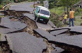 Earthquake, Narendra Modi, Modi Earthquake, Nitish Kumar, Bihar CM, Akhilesh Yadav, UP CM, Sikkim CM, Modi Talk Nitish, Modi Talk Akhilesh, Earthquake Bihar, Earthquake UP, Earthquake Sikkim, Earthquake Latest News