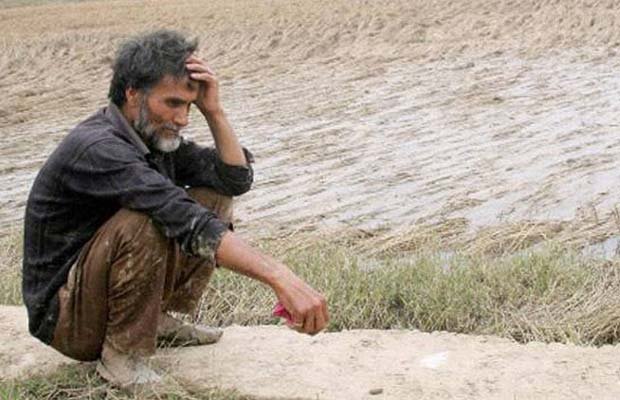 राजनीति : किसानों का दर्द अब तो समझें