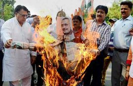 Giriraj Singh, Sonia Gandhi, Rajiv Gandhi, Giriraj On Sonia, Giriraj House, Patna, Congress Workers, Patna