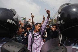 बीफ मसाला, पाकिस्तान, नेपाल, नेपाल भूकंप, रेडी टू ईट बीफ मसाला, पाकिस्तान, बीफ मसाला, राहत सामग्री, भूकंप, Beef Masala, pakistan, nepal, earthquake, relief material, Kathmandu