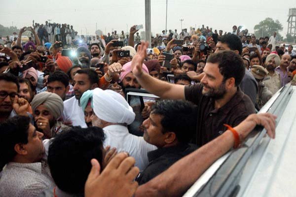 Rahul Gandhi, Rahul Meet Farmers, Khanna Mandi, Sirhind Dana Mandi, Rahul Visit Punjab, Punjab Farmers, Rahul Gandhi News