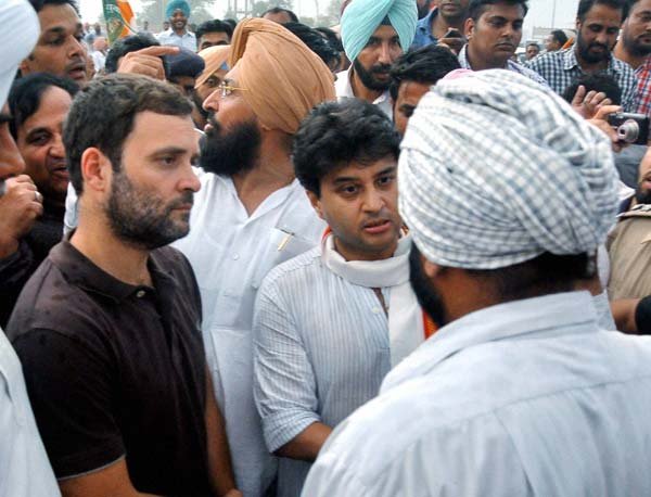 Rahul Gandhi, Rahul Meet Farmers, Khanna Mandi, Sirhind Dana Mandi, Rahul Visit Punjab, Punjab Farmers, Rahul Gandhi News