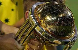 निलंबन के डर से आईसीसी अध्यक्ष मुस्तफा कमाल का इस्तीफ़ा