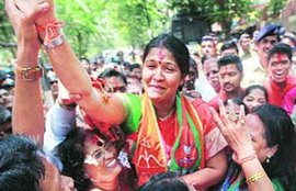 maharashtra by polls, maharashtra by poll results, by poll result, shiv sena, ncp, trupti sawant, suman patil, r r patil, siman patil ncp, trupti sawant shiv sena, dhuri, dhuri by polls, sad, shiromani akali dal, bypoll news, poll news, mumbai news, maharashtra news