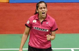 Ace Indian shuttler, Saina Nehwal, number one, international ranking, China Li Xuerui