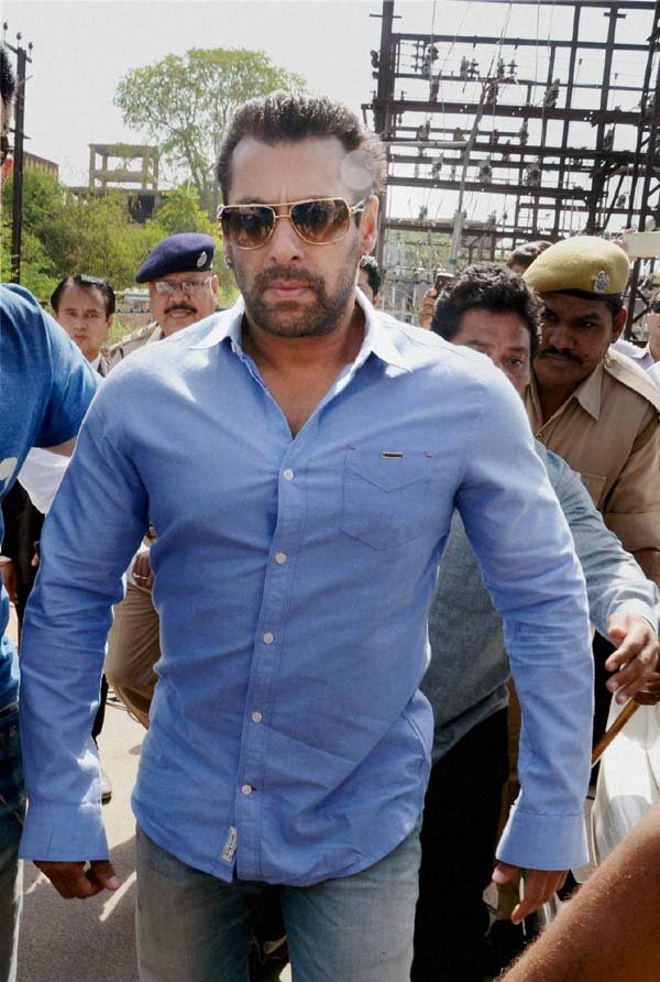 सलमान खान, हिट एंड रन केस, हिट एंड रन मामला, हिट एंड रन सलमान, salman khan, hit and run case, hit and run, salman khan hit and run, hit n run, hit n run case, salman, salman khan cases, salman khan court, salman, actor salman khan, salman khan controversies, entertainment news