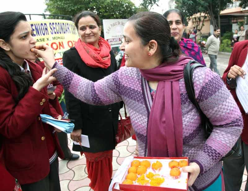 cbse class 10 result declared, cbseresults.nic.in 2015, cbseresults.nic.in results 2015, cbse.nic.in, cbse.nic.in result, cbse.nic.in result 2015, cbse India Results 2015, CBSE 10th Class Results Delhi Today, CBSE Results Delhi Today, cbse results to be announced, Board 10th Result 2015, Class X Results 2015, CBSE Class X Results 2015, CBSE Class X Board Results 2015, CBSE Board 10th Results 2015 Date
