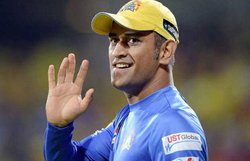 IPL-8: हार से बौखलाए धोनी, अंपायर के फैसले पर की टिप्पणी, लगा जुर्माना