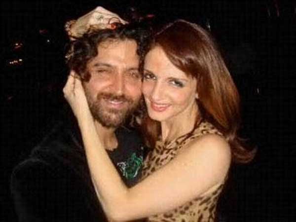 बॉलीवुड 'हंक' ऋतिक रोशन आज भी अपनी पत्नी के संग है। चौंक गए ना...