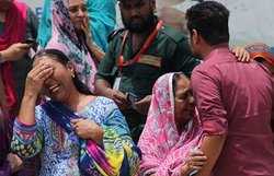 पाकिस्तान: कराची में IS ने किया यात्री बस पर हमला, अल्पसंख्यकों को बनाया निशाना