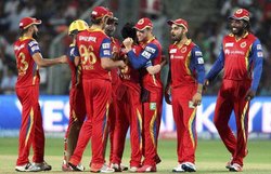 IPL 8: बंगलुरु ने रॉयल्स को हराकर बाहर किया