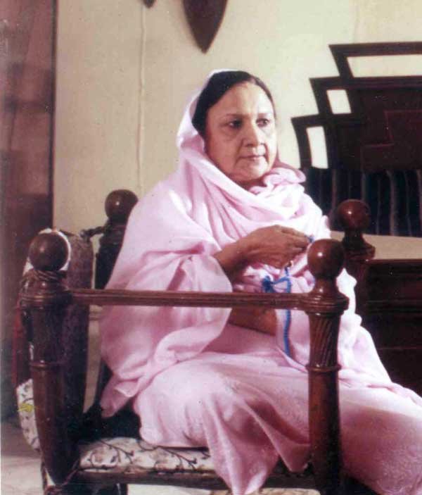 सुधा का सुबह करीब छह बजे अंधेरी के एक अस्पताल में निधन हुआ। उन्हें दो हफ्ते पहले इस अस्पताल में भर्ती कराया गया था। (फोटो: एक्सप्रेस आर्काईव)