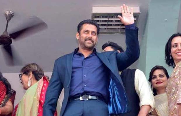 सलमान खान, बंबई उच्च न्यायालय, दुबई, हिट एंड रन केस 2002, इंडो अरब बॉलीवुड अवॉर्ड्स, Salman Khan, bombay high court, Salman Khan bombay high court, Salman khan bail, salman khan verdict, salman khan jail sentence, salman khan aiba 2015, salman khan dubai, dubai salman khan, hit and run case, salman khan news, bollywood news, india news