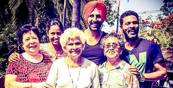 अक्षय कुमार, सिंह इज ब्लिंग, अक्षय कुमार सिंह इज ब्लिंग, ट्विटर, एमी जैक्शन, बॉलीवुड, बॉलीवुड की खबरें, बॉलीवुड न्यूज़, बॉलीवुड समाचार, मनोरंजन, Akshay Kumar, singh is bling Akshay Kumar, singh is bling first look, Akshay Kumar singh is bling first look, Akshay Kumar amy jackson, Akshay Kumar singh bling, amy jackson singh is bling