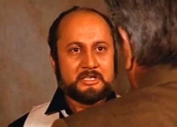 अनुपम खेर का 'डॉक्टर डैंग' का किरदार जो उन्होंने सुपरहिट फिल्म करमा में निभाया ता आज भी लोगों को याद है। (फोटो: एक्सप्रेस आर्काइव)