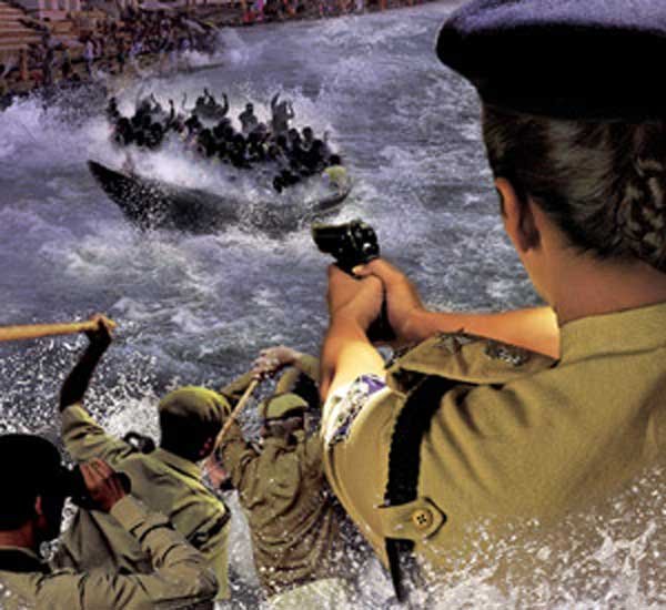 फिल्मकार प्रकाश झा की फिल्म 'गंगाजल-2' की कहानी बिहार के पुलिसिया सिस्टम को दर्शाएगी। (फोटो: बॉलीवुड हंगामा)