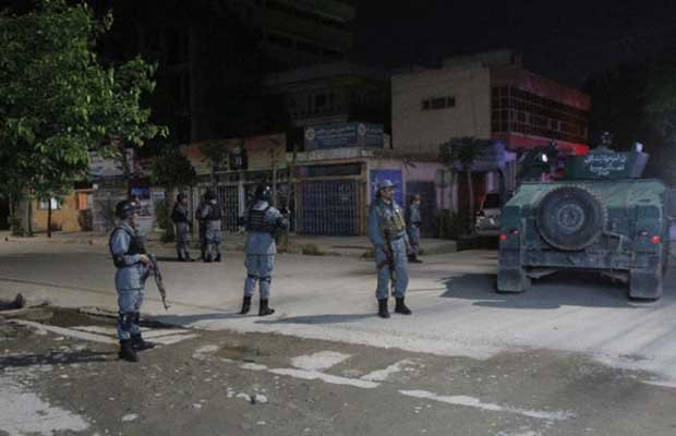 काबुल में गेस्‍टहाउस पर हमला,अफगानिस्‍तान,पार्क पैलेस गेस्टहाउस,Gunmen,Kabul,Afghanistan,Gunmen stormed a guesthouse in Kabul