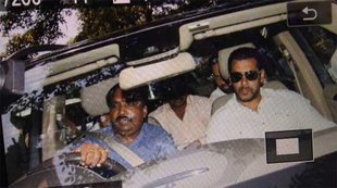 सलमान खान हिट एंड रन, सलमान खान, सलमान खान हिट एंड रन, हिट एंड रन केस, हिट एंड रन मामला, सलमान हिट एंड रन केस, हिट एंड रन सलमान, हिट एंड रन केस में, सलमान खान बजरंगी भाईजान, Salman Khan, Salman khan verdict, salman khan hit and run case, salman khan hit and run case verdict, salman hit and run, salman khan hit run case verdict, Public Opinion, salman khan court, salman khan court case, salman khan court case verdict, salman khan mumbai court verdict, salman khan hit and run case judgement, salman khan car driver ashok singh, salman khan news, bollywood news, India news