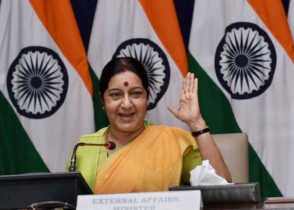 सुषमा स्वराज, ललित मोदी, ललित मोदी पर आरोप, ललित मोदी वीजा, सुषमा स्वराज ललित मोदी, Sushma Swaraj, Lalit Modi, Lalit Modi Tourist Visa, sushma Lalit Modi Row, Sushma Swaraj News