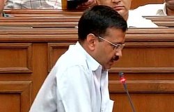 सुषमा-राजे को बर्खास्त कर दिखाएं मोदी: केजरीवाल