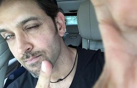 रितिक रोशन, ट्विटर, रितिक रोशन ट्विटर, hrithik roshan, hrithik roshan twitter, hrithik roshan twitter folllowers, hrithik roshan news, hrithik roshan latest news