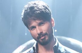 शाहिद कपूर, झलक दिखला जा, झलक दिखला जा रीलोडेड, माधुरी दीक्षित नेने, Shahid Kapoor, Jhalak Dikhhla Jaa, Jhalak Dikhhla Jaa 8, Shahid Kapoor Judge, Shahid Kapoor Jhalak Dikhhla Jaa, Jhalak Dikhhla Jaa Reloaded, Karan Johar, Madhuri Dixit Nene, JDJ Reloaded, Shahid Kapoor News, Shahid Kapoor Latest News
