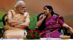 ललितगेट विवाद: मॉनसून सत्र में प्रधानमंत्री नरेंद्र मोदी को घेरेगी कांग्रेस