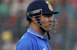 धोनी ने कहा, बांग्लादेशी तेज गेंदबाजों की वैरिएशंस लाजवाब थी