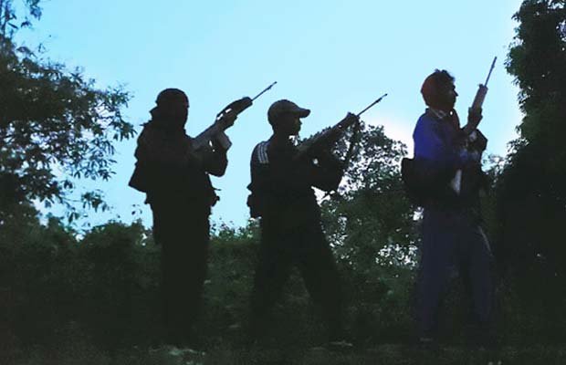 माओवादी, पुलिस से मुठभेड़, झारखंड, माओवादी हमला, maoists, Maoists Attack, Maoists jharkhand, jharkhand maoists, maoists shot, maoists encounter, police encounter, jharkhand encounter, maoists, jharkhand police, India news