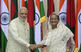 प्रधानमंत्री नरेंद्र मोदी, प्रधानमंत्री शेख हसीना, नरेंद्र मोदी का बांग्लादेश दौरा, नरेंद्र मोदी बांग्लादेश में, 41 साल पुराना सीमा विवाद, भारत बांग्लादेश, Narendra Modi, PM Narendra Modi, Sheikh Hasina, Bangladesh PM Sheikh Hasina, Narendra Modi in Bangladesh, Modi Bangladesh Visit, Modi meet Hasina, India Bangladesh Agreement,India Bangladesh Relations, India Bangladesh Border, Narendra Modi News