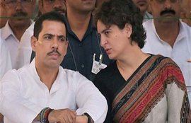 ललित मोदी, ललित मोदी ट्वीट, प्रियंका गांधी, रॉबर्ट वाड्रा, ललितगेट, ललितगेट विवाद, Lalitgate, Lalitgate Row, Lalit Modi, Lalit Modi Tweet, Priyanka Gandhi, Robert Vadra, Priyanka Meet Lalit, Vadra Meet Lalit, Lalit Modi Controversy, Congress, BJP, Lalit Modi News,Lalit Modi Latest News