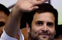 लोग रोजगार मांग रहे हैं, प्रधानमंत्री मोदी का ध्यान योग पर है: राहुल गांधी