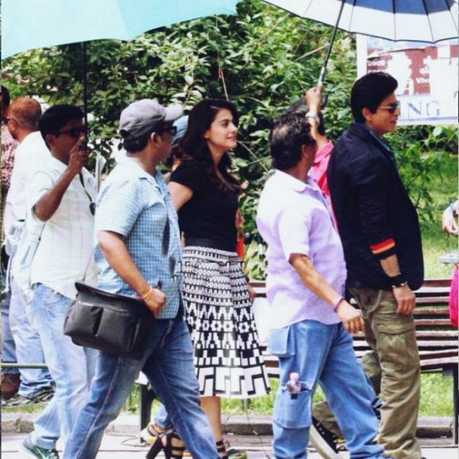 दिलवाले, शाहरुख खान, काजोल, रोहित शेट्टी, वरुण धवन, कृति सेनन, बॉलीवुड, बॉलीवुड न्यूज़, बॉलीवुड समाचार, मनोरंजन, shah rukh khan, shah rukh khan kajol, srk, kajol, srk kajol, srk kajol dilwale, dilwale, dilwale movie, rohit shetty dilwale, srk dilwale, shah rukh khan dilwale, varun dhawan, kriti sanon, rohit shetty, dilwale varun dhawan, dilwale rohit, dilwale release, dilwale movie release, Bollywood, Entertainment News