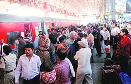 तत्काल टिकट, तत्काल टिकट बुकिंग, भारतीय रेलवे, तत्काल टिकट नियम, Indian railways, Tatkal ticket Schemes, Tatkal Ticket Timings, refund on tatkal cancellation, Indian Railway News