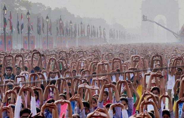 संयुक्त राष्ट्र ने पिछले साल दिसंबर में 21 जून को अंतरराष्ट्रीय योग दिवस के रूप में मनाने की घोषणा की थी और 177 देशों ने इसका समर्थन किया था।