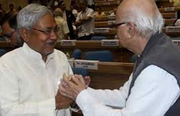 लालकृष्ण आडवाणी, आडवानी, आपातकाल, नीतीश कुमार, Advani, Nitish Kumar, Lalkrishna Advani, Emergency