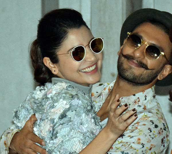 रणवीर सिंह, अनुष्का शर्मा, बैंड बाजा बारात, दिल धड़कने दो, anushka sharma, ranveer singh, anushka sharma ranveer singh, anushka ranveer, Dil Dhadakne Do, Dil Dhadakne Do movie, Dil Dhadakne Do film, Dil Dhadakne Do javed akhtar, Dil Dhadakne Do arun jaitley, priyanka chopra, Dil Dhadakne Do cast, anil kapoor, zoya akhtar, farhan akhtar