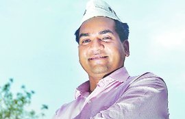 कपिल मिश्रा, कानून मंत्री कपिल मिश्रा, जितेंद्र सिंह तोमर, दिल्ली के नए कानून मंत्री, आप, आम आदमी पार्टी, Kapil Mishra, Jitender Singh Tomar, Jitendra Tomar, AAP, Arvind Kejriwal, Aam Aadmi Party, Delhi law minister, Delhi government