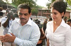 अब ललित मोदी का कांग्रेस पर निशाना: प्रियंका गांधी-रॉबर्ट वाड्रा से लंदन में मुलाकात की कही बात