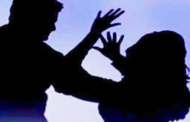alwar crime news, girl tied, railway station, rajasthan news, jaipur news