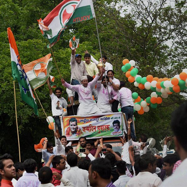 राहुल गांधी, राहुल गांधी का जन्मदिन, प्रधानमंत्री नरेंद्र मोदी, नरेंद्र मोदी शुभकामना राहुल गांधी, rahul gandhi, rahul gandhi birthday today, rahul gandhi birthday, narendra modi, narendra modi wish rahul gandhi, rahul gandhi twitter, rahul gandhi news, rahul gandhi latest news