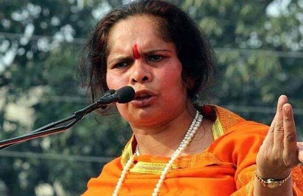 साध्वी प्राची, विश्व हिंदू परिषद, विहिप, साध्वी प्राची का विवादित बयान, साध्वी प्राची के विवादित बोल, योग, पाकिस्तान, ऑल इंडिया मुसलिम पर्सनल लॉ बोर्ड, Sadhvi Prachi, Yoga, Pakistan, Vishwa Hindu Parishad, AIMPLB, Hamid Ansari, World Yoga Day