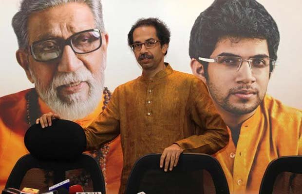 महाराष्ट्र सचिवालय पर आत्महत्या की कोशिश पर शिवसेना ने ‘भाजपा’ को कोसा, कहा- ये ‘अच्छे दिन’ के संकेत नहीं