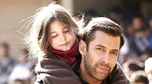 बजरंगी भाईजान, बजरंगी भाईजान की कहानी, बजरंगी भाईजान संग, ईद, सलमान खान, करीना कपूर, Bajrangi Bhaijaan, Bajrangi Bhaijaan Review,Bajrangi Bhaijaan Collection, Bajrangi Bhaijaan Movie, Bajrangi Bhaijaan 1st Day Collection, Bajrangi Bhaijaan Eid, Salman Khan, Kareena Kapoor, Bollywood News
