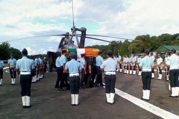 केंद्र सरकार ने उनके सम्मान में सात दिन के राष्ट्रीय शोक की घोषणा की है। सरकार ने एक बयान में कहा कि दिवंगत हस्ती के सम्मान में देशभर में 27 जुलाई से दो अगस्त तक (दोनों दिन शामिल) राजकीय शोक रहेगा। (Source: Sitanshu Kar/ Twitter)