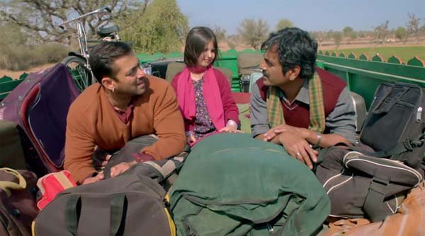 बजरंगी भाईजान, बजरंगी भाईजान की कहानी, बजरंगी भाईजान संग, ईद, सलमान खान, करीना कपूर, Bajrangi Bhaijaan, Bajrangi Bhaijaan Review,Bajrangi Bhaijaan Collection, Bajrangi Bhaijaan Movie, Bajrangi Bhaijaan 1st Day Collection, Bajrangi Bhaijaan Eid, Salman Khan, Kareena Kapoor, Bollywood News