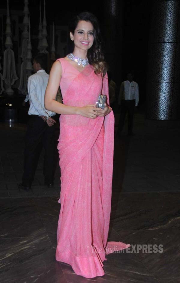 शाहिद कपूर, मीरा राजपूत, रिसेप्शन समारोह, अमिताभ बच्चन, Shahid Kapoor, Mira Rajput, Shahid Mira wedding reception, Shahid Kapoor wedding, Kangana Ranaut, Shahid Kapoor reception, Shahid Kapoor mumbai reception, Arjun Kapoor, Sonam Kapoor, Ranveer singh, Alia Bhatt, Pankaj Kappur, Supriya Pathak, Ratna Pathak Shah, Alia Bhatt, Anil Kapoor, Shahid Mira mumbai reception photos