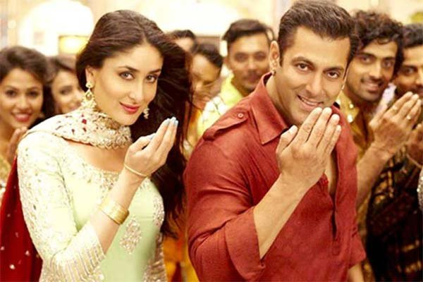 बजरंगी भाईजान, बजरंगी भाईजान की कहानी, बजरंगी भाईजान संग, ईद, सलमान खान, करीना कपूर, Bajrangi Bhaijaan, Bajrangi Bhaijaan Review,Bajrangi Bhaijaan Collection, Bajrangi Bhaijaan Movie, Bajrangi Bhaijaan 1st Day Collection, Bajrangi Bhaijaan Eid, Salman Khan, Kareena Kapoor, Bollywood News